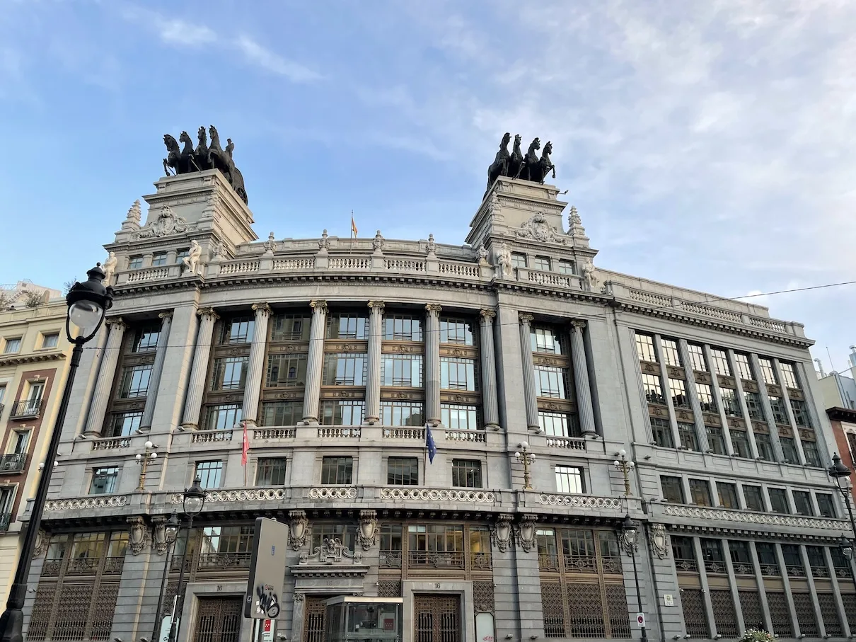 Joint Bank Accounts in Spain: Can Hacienda Treat Them as a Gift?